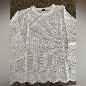 White lightweight tunic sweater